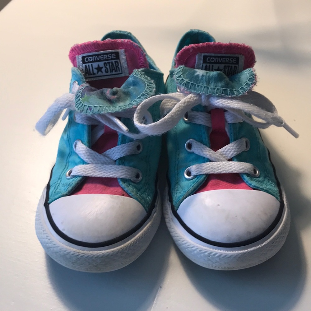 Teal and pink converse